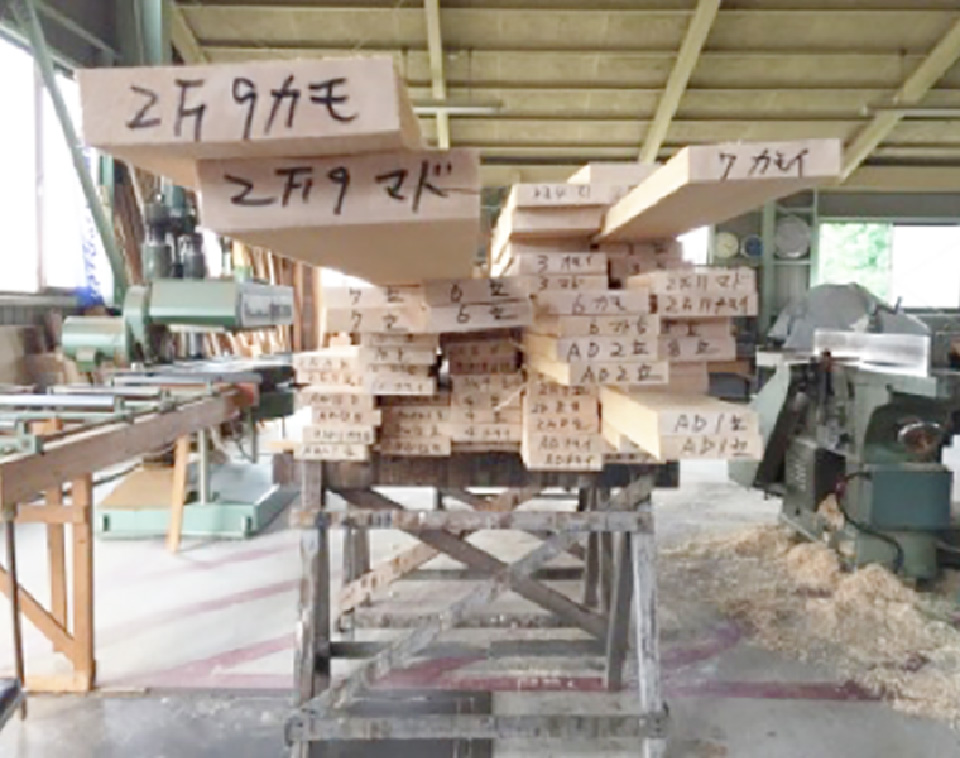 本物の木や塗り壁